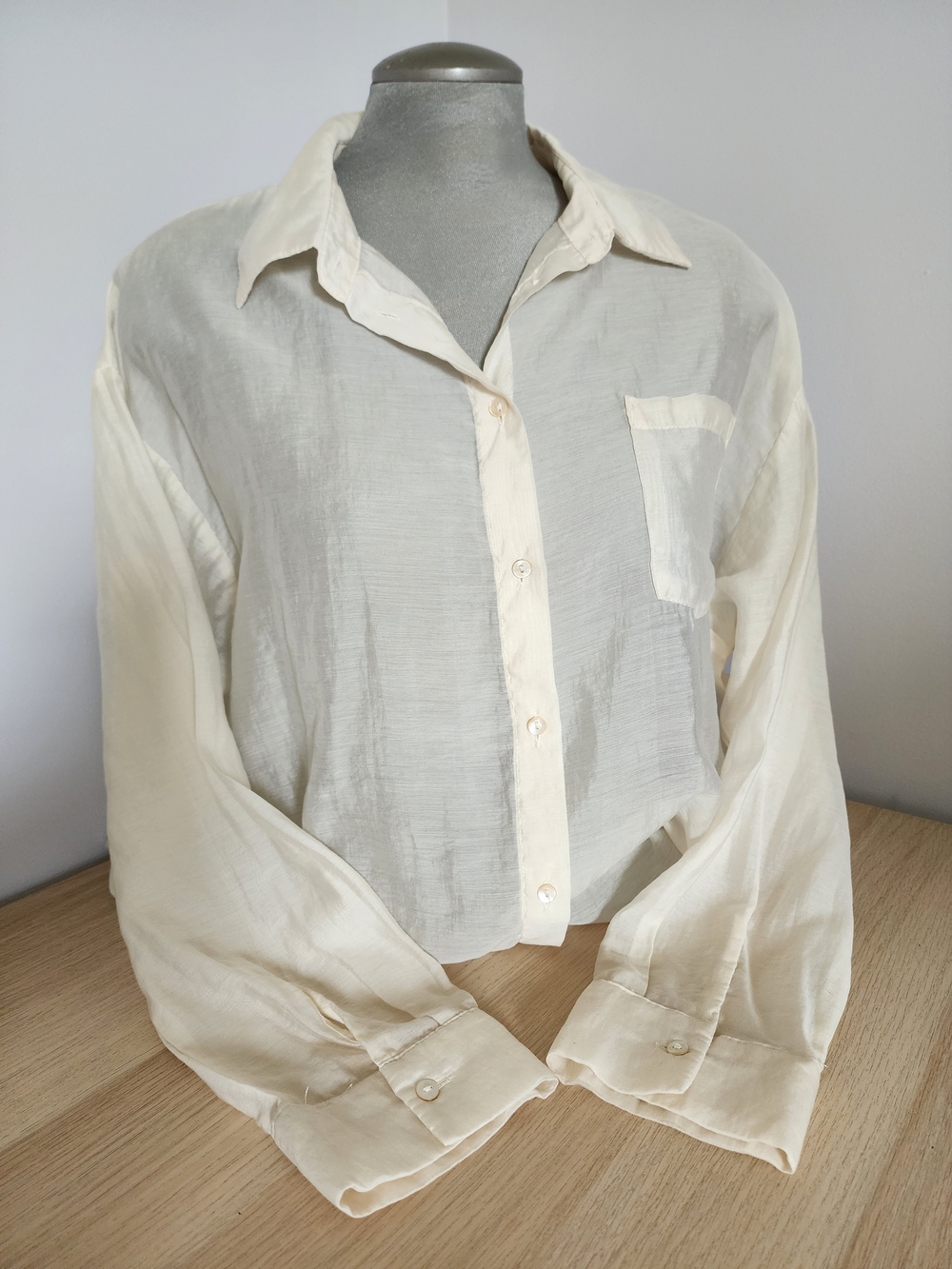 Cream Semi‑Sheer Lyocell TENCEL™ Button‑Up Shirt – Women’s M